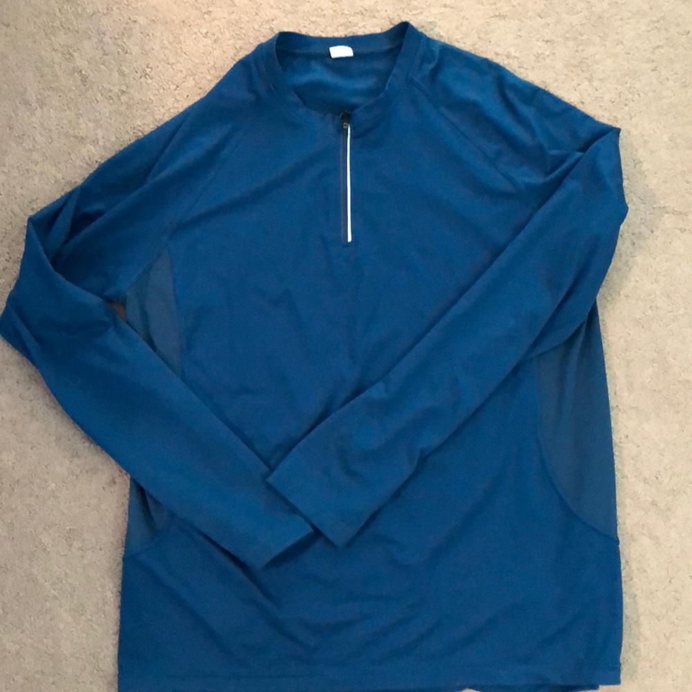 Fl2 men’s zip probably a men’s large